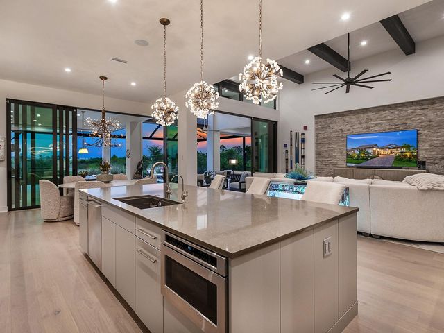 1095 BLUE SHELL LOOP, Sarasota, FL 34240