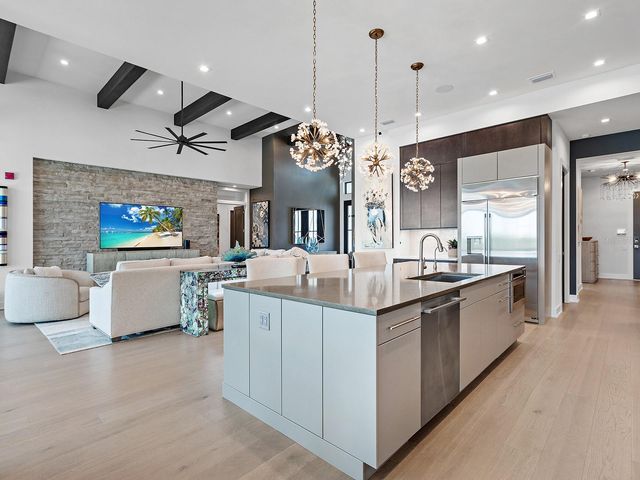 1095 BLUE SHELL LOOP, Sarasota, FL 34240
