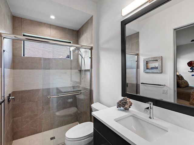 1095 BLUE SHELL LOOP, Sarasota, FL 34240