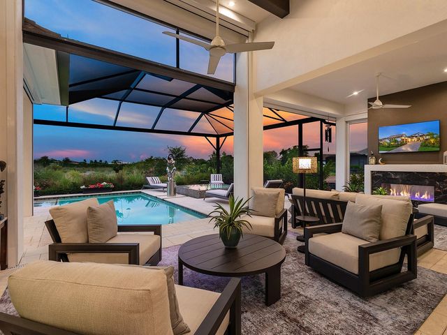 1095 BLUE SHELL LOOP, Sarasota, FL 34240