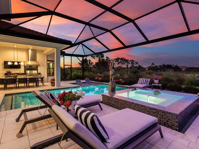 1095 BLUE SHELL LOOP, Sarasota, FL 34240