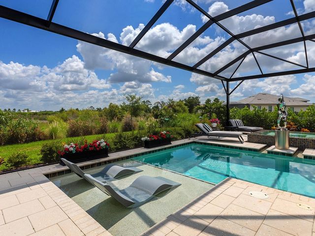 1095 BLUE SHELL LOOP, Sarasota, FL 34240