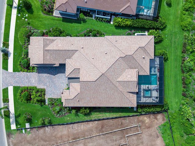 1095 BLUE SHELL LOOP, Sarasota, FL 34240