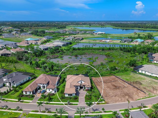 1095 BLUE SHELL LOOP, Sarasota, FL 34240