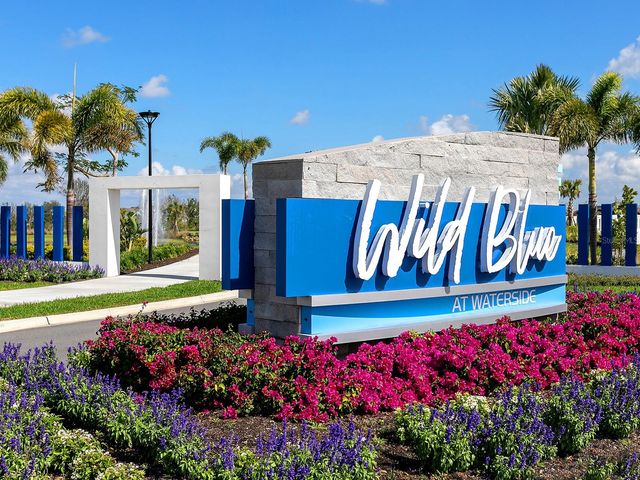 1095 BLUE SHELL LOOP, Sarasota, FL 34240