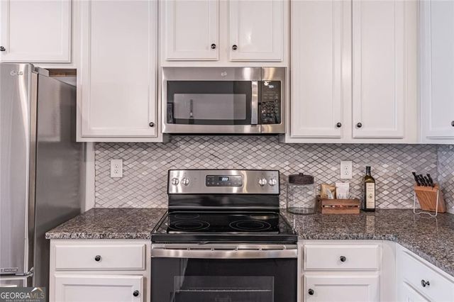 4200 Chatham Ridge Drive, Buford, GA 30518