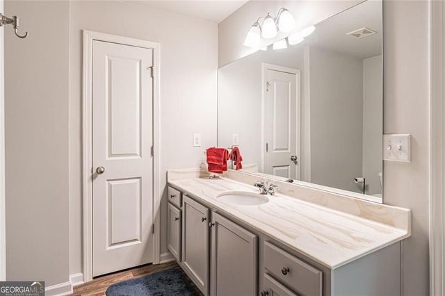 4200 Chatham Ridge Drive, Buford, GA 30518