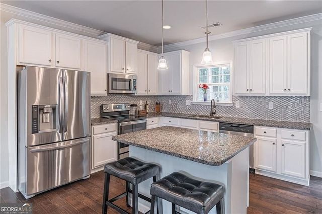 4200 Chatham Ridge Drive, Buford, GA 30518