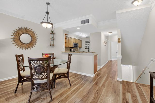 2022 Alta Meadows Lane 607, Delray Beach, FL 33444