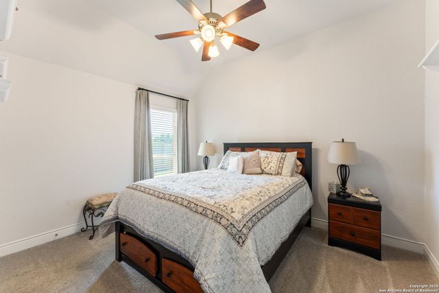 581 Vale Ct, New Braunfels, TX 78132
