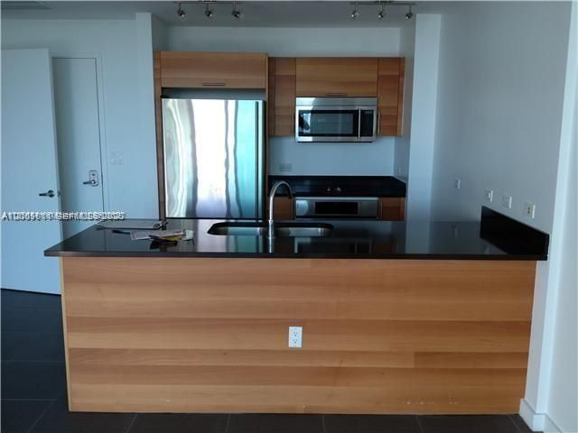 3301 NE 1 AV H2005, Miami, FL 33137