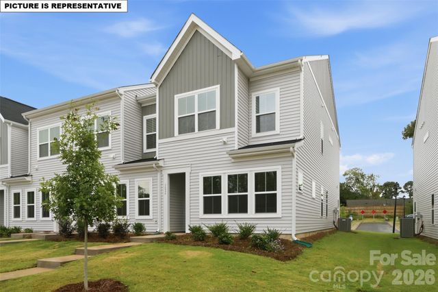 4610 Lakeview Road 1, Charlotte, NC 28216