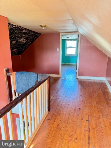215 E 5TH ST, Front Royal, VA 22630