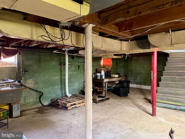 215 E 5TH ST, Front Royal, VA 22630