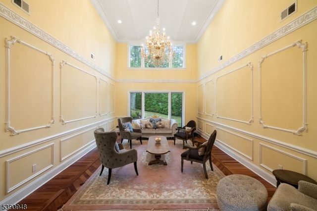 61 Overlook Dr, Woodcliff Lake Boro, NJ 07677