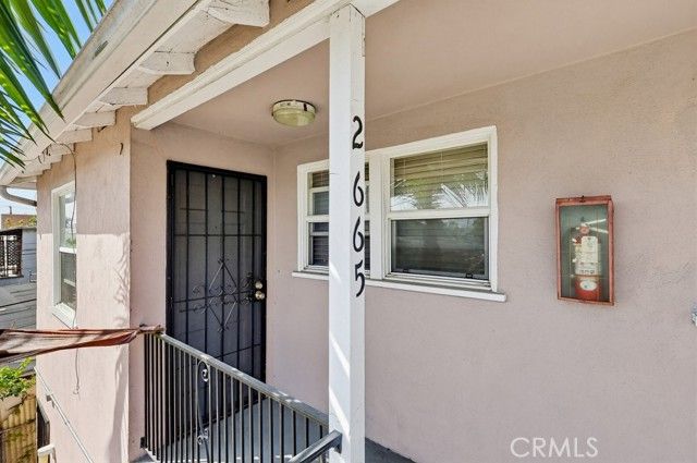 2661 Lime Avenue, Signal Hill, CA 90755