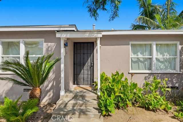 2661 Lime Avenue, Signal Hill, CA 90755