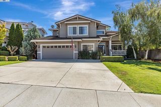 2460 Magnolia Way, Morgan Hill, CA 95037