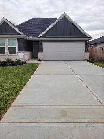 4951 Pine Haven Lane, Fresno, TX 77545