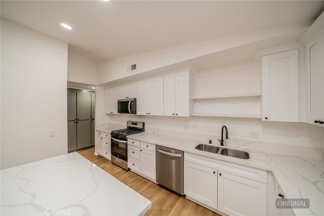 555 N Chestnut, Rialto, CA 92376