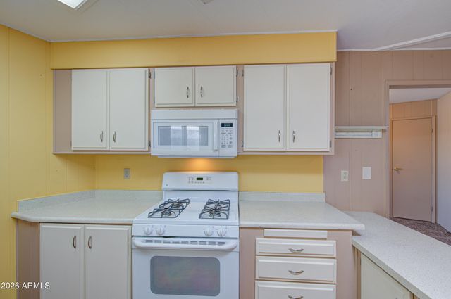 7303 E Baywood Avenue, Mesa, AZ 85208