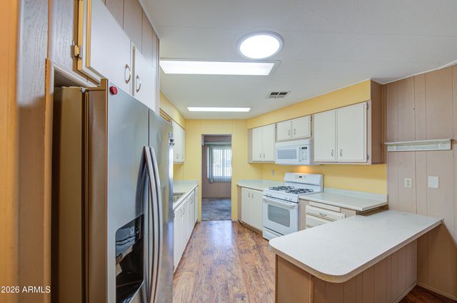 7303 E Baywood Avenue, Mesa, AZ 85208