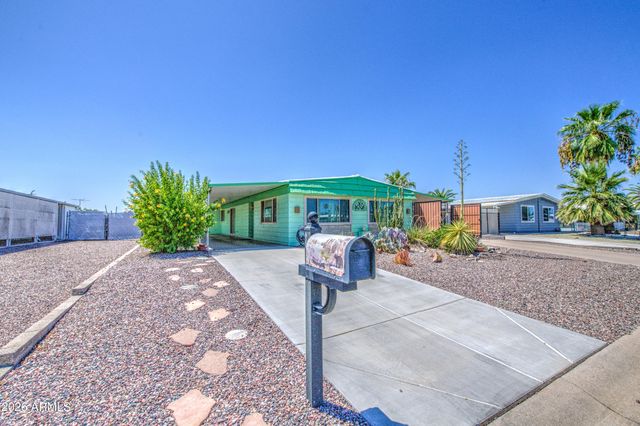 7303 E Baywood Avenue, Mesa, AZ 85208