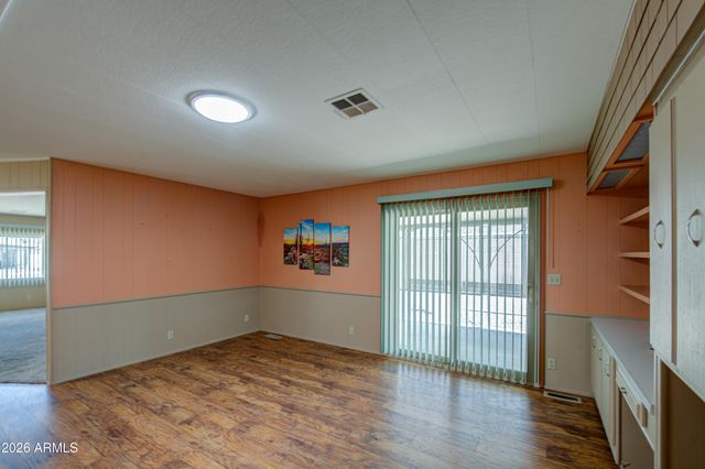 7303 E Baywood Avenue, Mesa, AZ 85208
