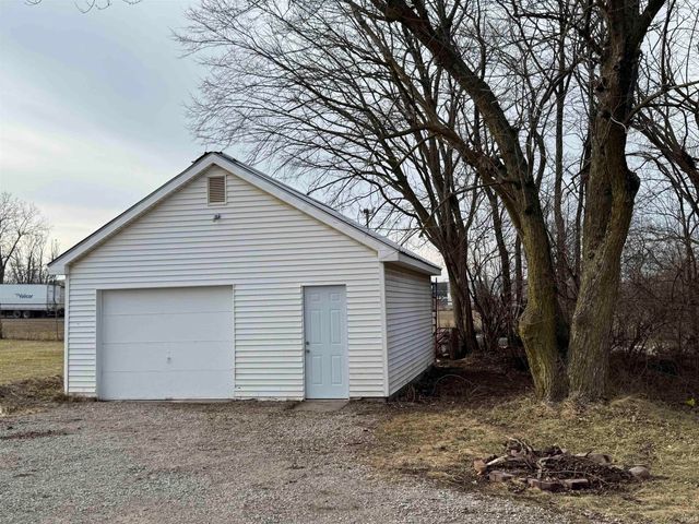 1930 Bremer Road, Fort Wayne, IN 46803