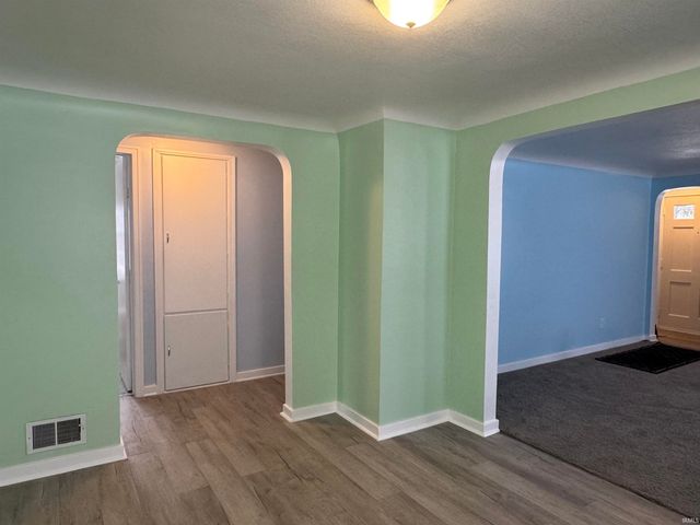 1930 Bremer Road, Fort Wayne, IN 46803