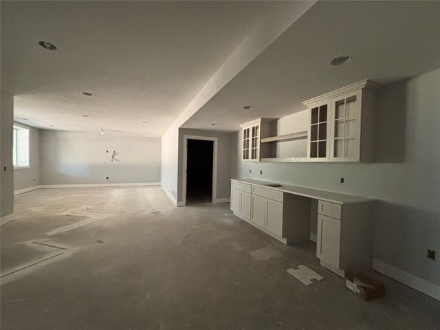 5314 172nd Street, Urbandale, IA 50323