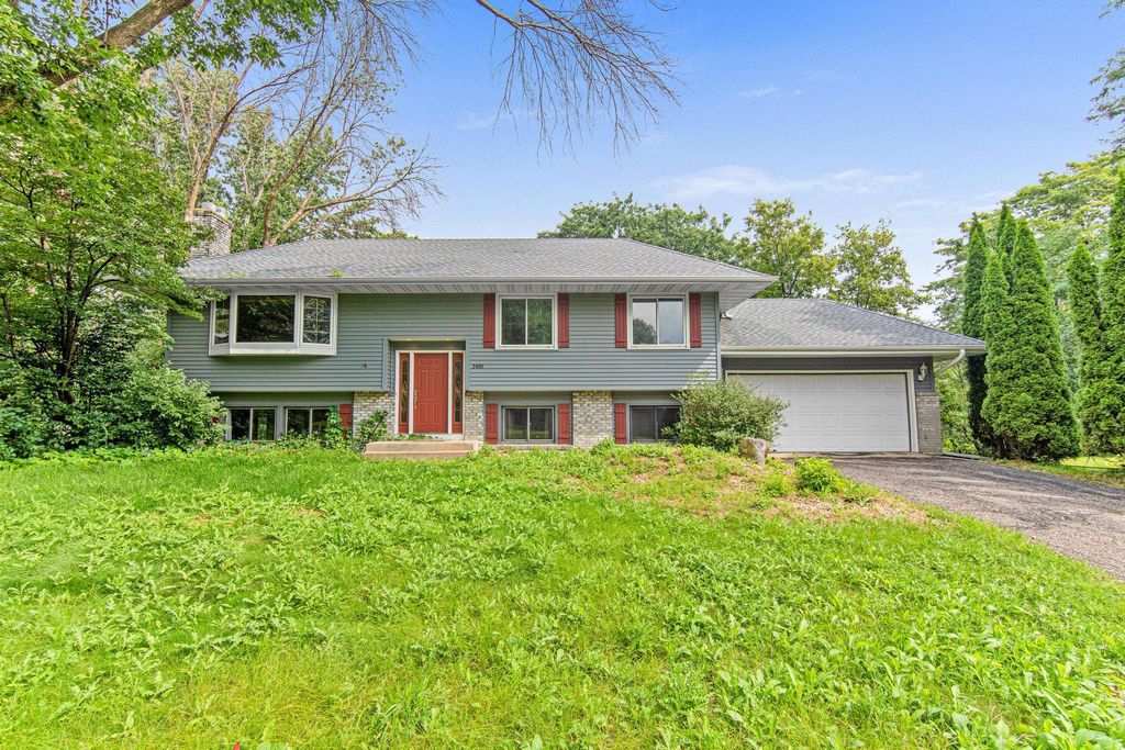 2400 E 125th Street, Burnsville, MN 55337 — exterior