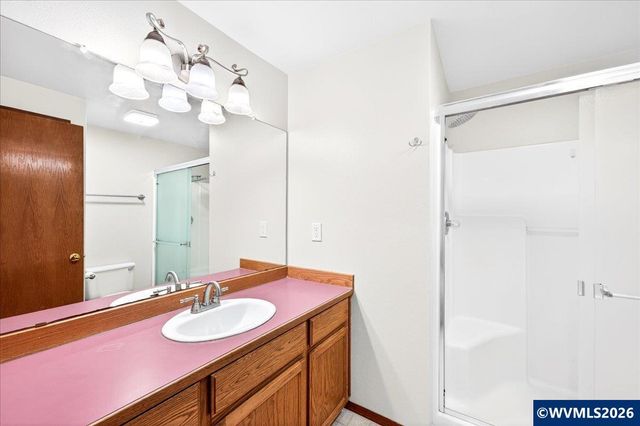 1395 SE 64th Av, Hillsboro, OR 97123