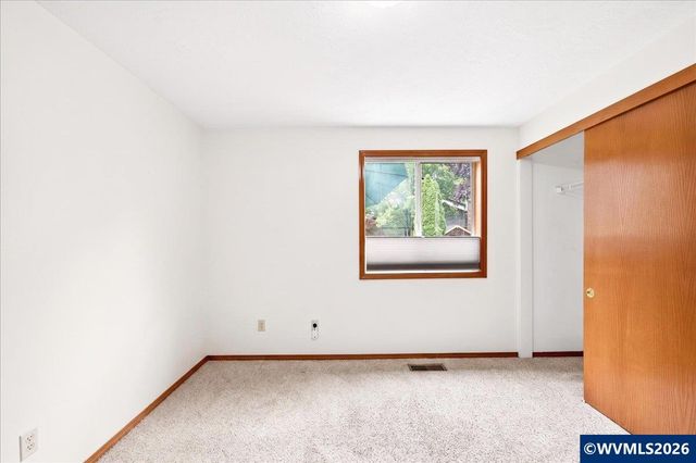 1395 SE 64th Av, Hillsboro, OR 97123