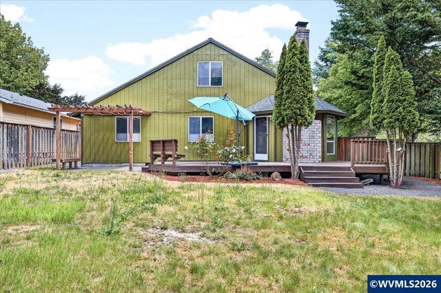 1395 SE 64th Av, Hillsboro, OR 97123