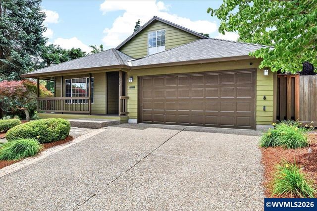 1395 SE 64th Av, Hillsboro, OR 97123