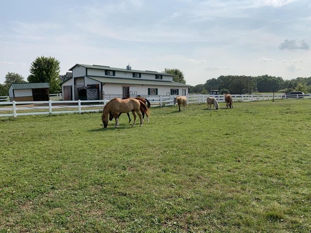 W354S8010 Highway 59, Eagle, WI 53119