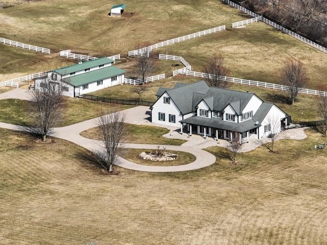 W354S8010 Highway 59, Eagle, WI 53119