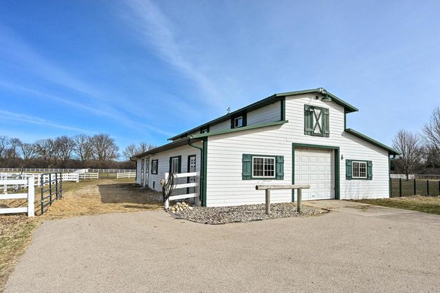 W354S8010 Highway 59, Eagle, WI 53119