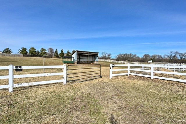 W354S8010 Highway 59, Eagle, WI 53119