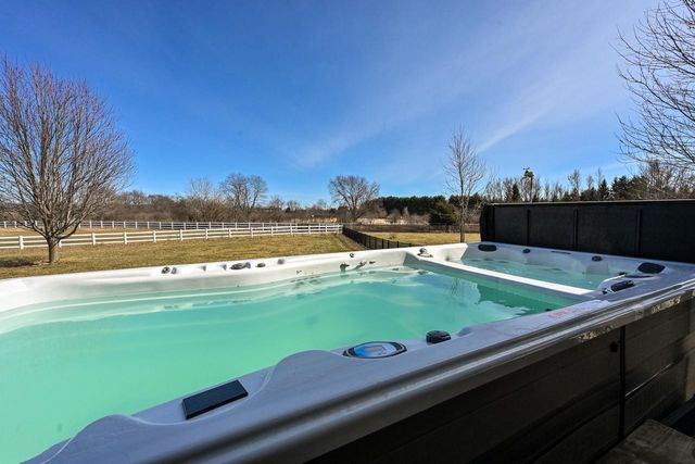 W354S8010 Highway 59, Eagle, WI 53119