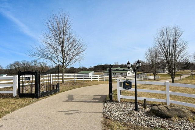 W354S8010 Highway 59, Eagle, WI 53119