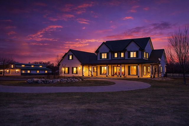 W354S8010 Highway 59, Eagle, WI 53119