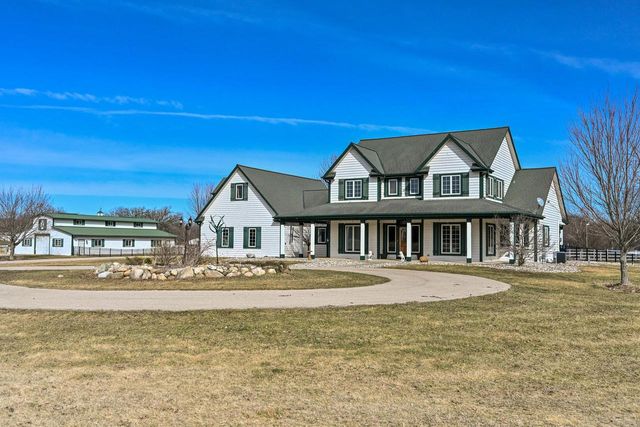 W354S8010 Highway 59, Eagle, WI 53119