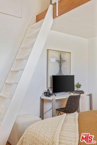 28711 Pacific Coast Highway 18, Malibu, CA 90265