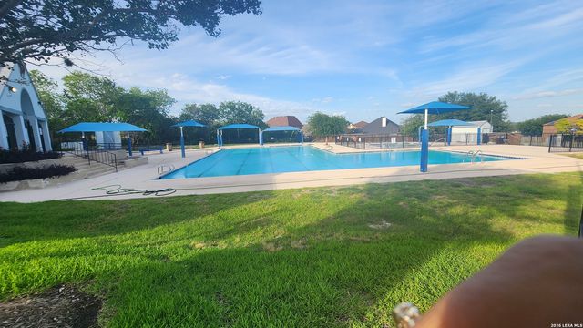 8206 Talkenhorn, Converse, TX 78109