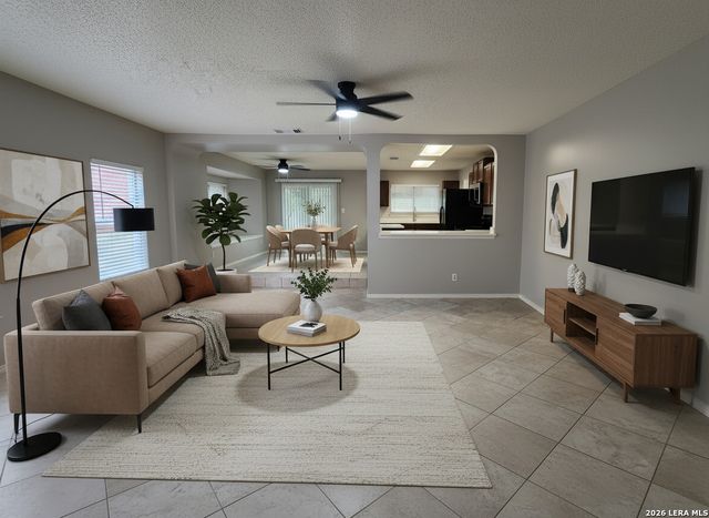 8206 Talkenhorn, Converse, TX 78109