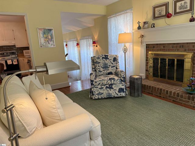 9 Kenwood Lane, Greenville, SC 29609