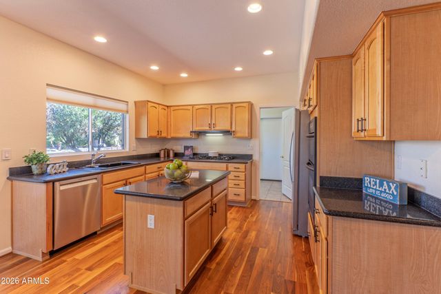 3090 N 157th Drive, Goodyear, AZ 85395