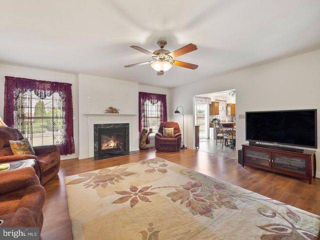 18812 ISLAND DRIVE, Hagerstown, MD 21742